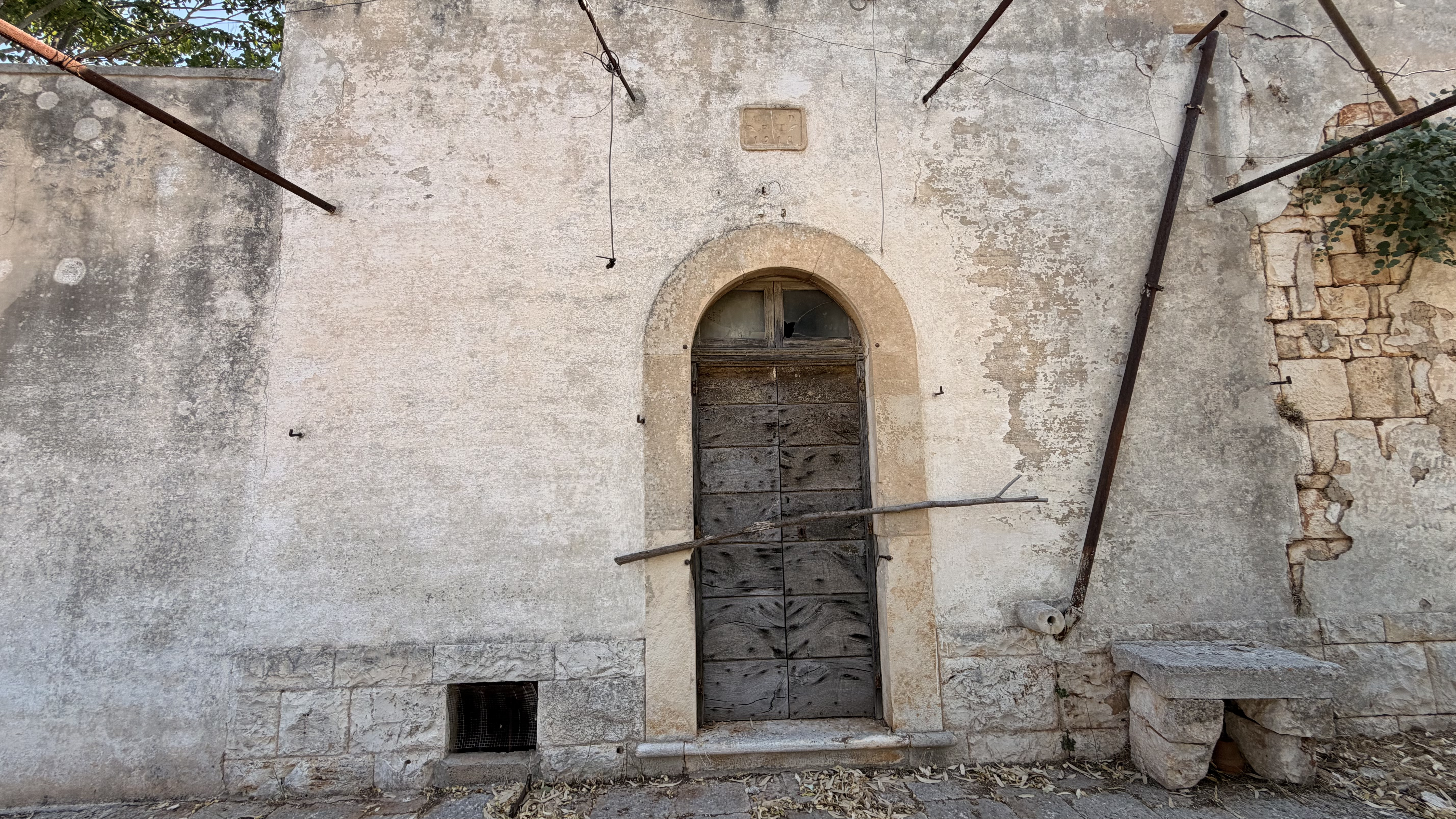 Prossimit&agrave; del paese Fabbricato in Pietra con Terreno