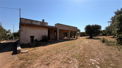Fabbricato A Rustico Di Tre Vani & Acc., Antico Vano In Pietra E Veranda